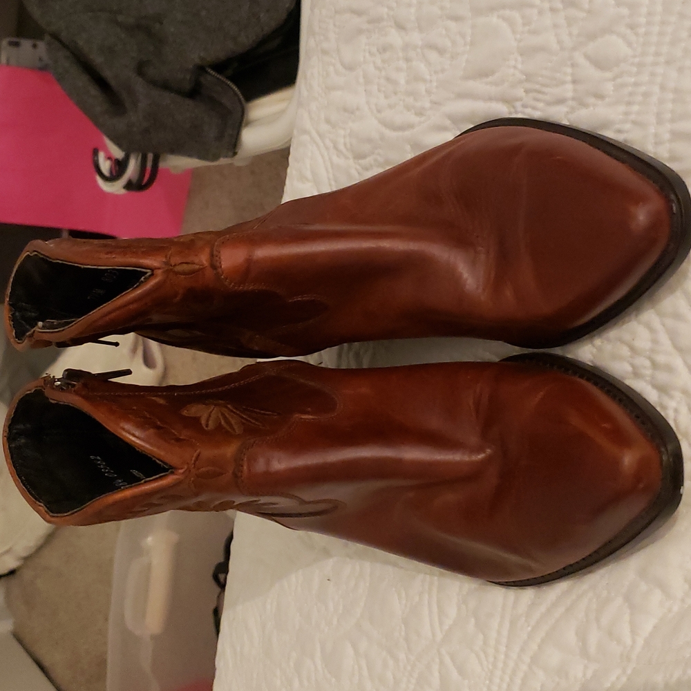 Leather Cowgirl boots